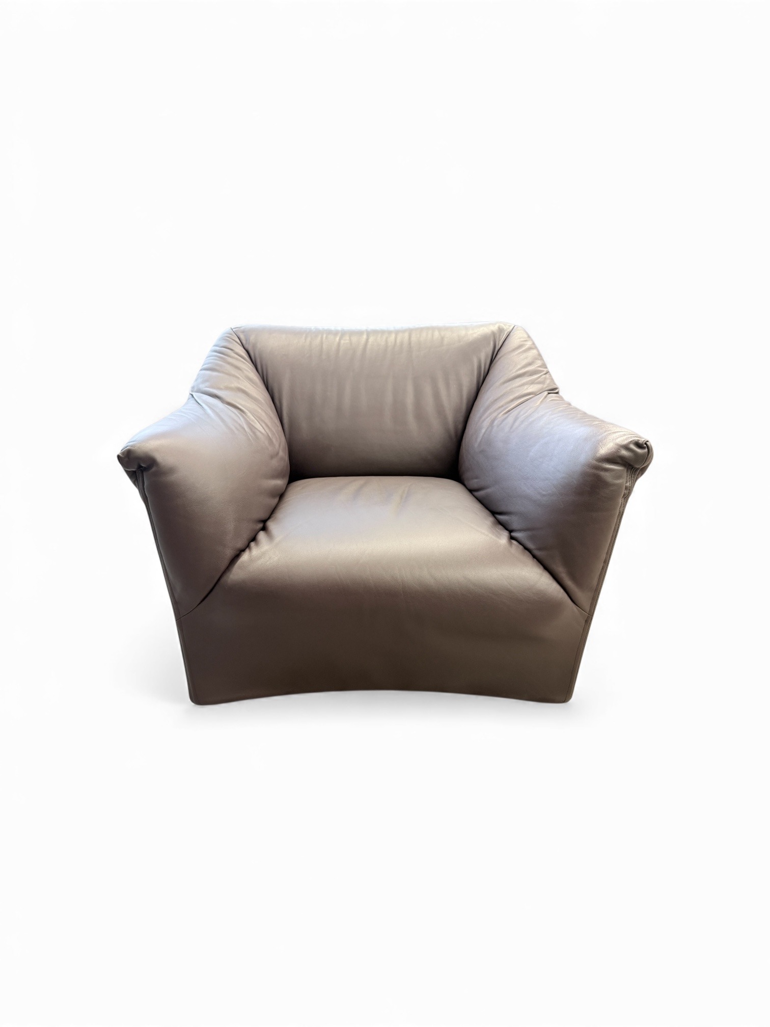 Cassina Tentazione Lederstuhl von Mario Bellini 7 Cassina Tentazione Lederstuhl von Mario Bellini – Bild 6