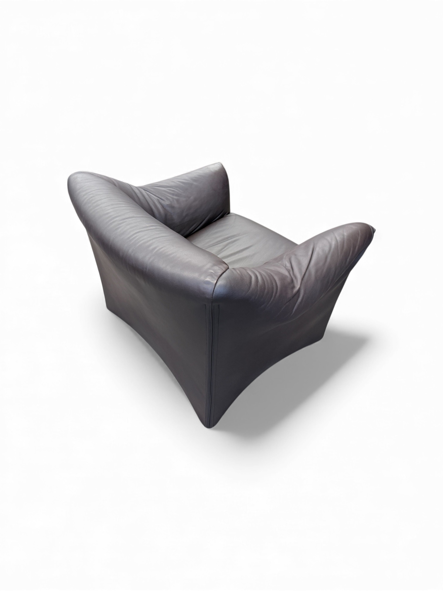 Cassina Tentazione Lederstuhl von Mario Bellini 3 Cassina Tentazione Lederstuhl von Mario Bellini – Bild 2